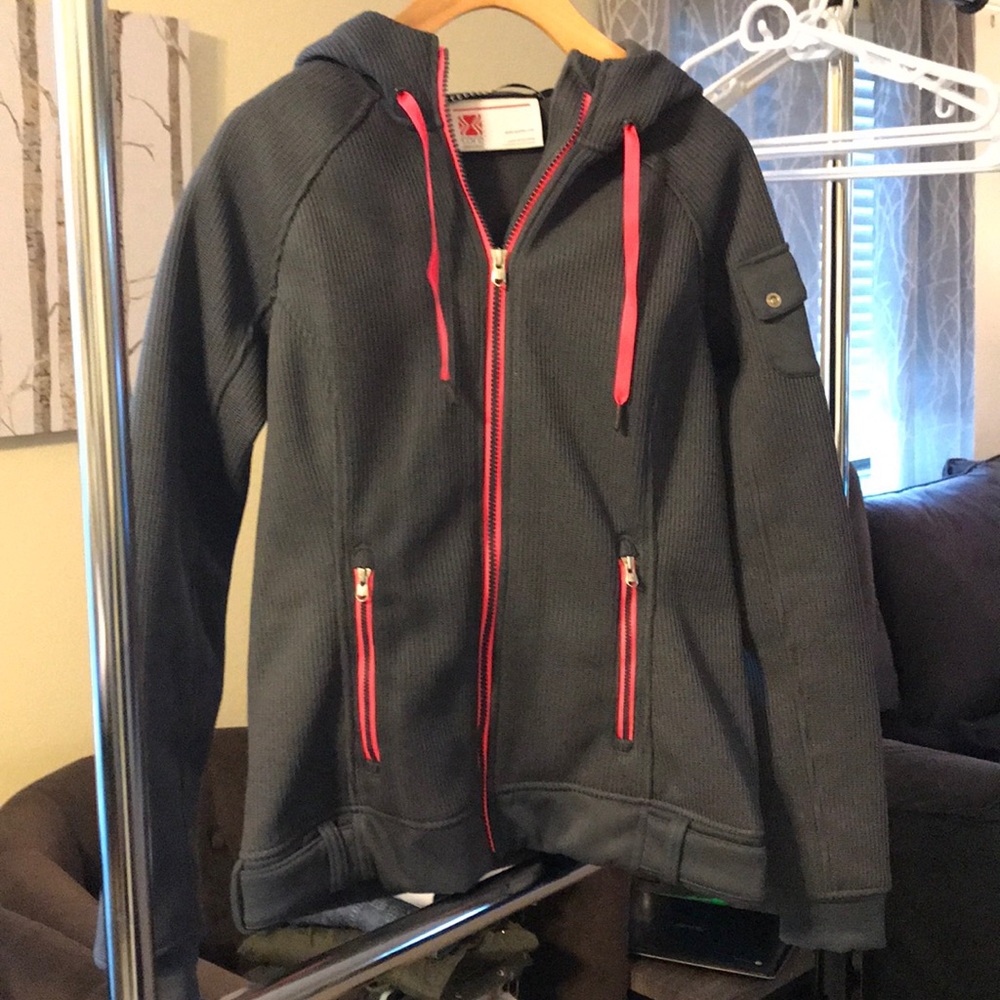 Rubbed hooded sweater jacket